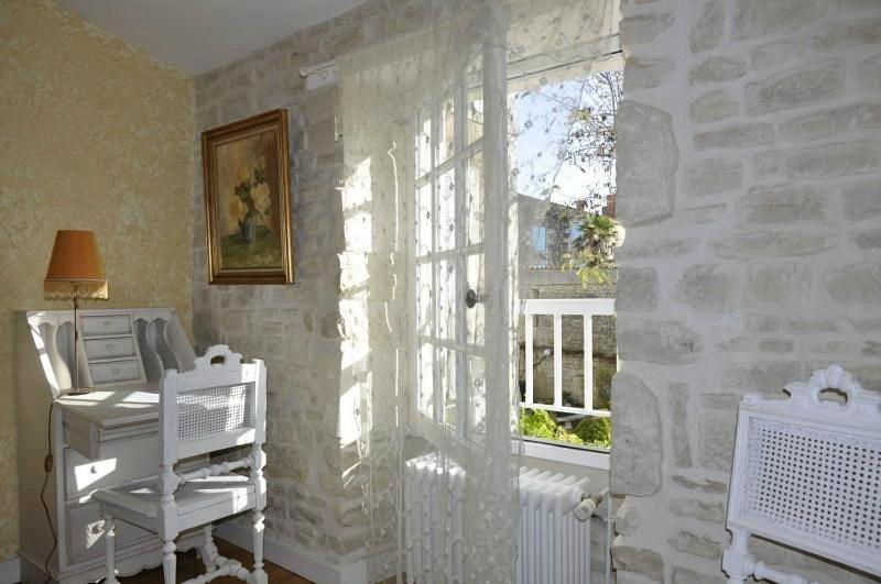 Bed and Breakfast Le Puits Sainte Claire Courçon Exterior foto
