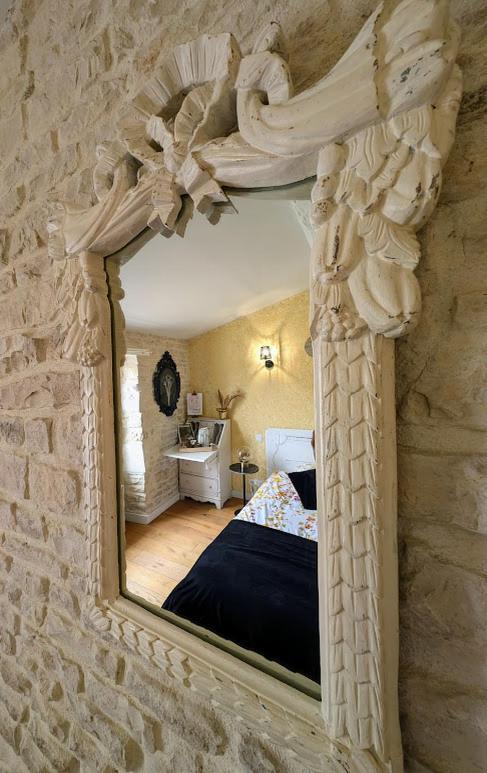 Bed and Breakfast Le Puits Sainte Claire Courçon Exterior foto