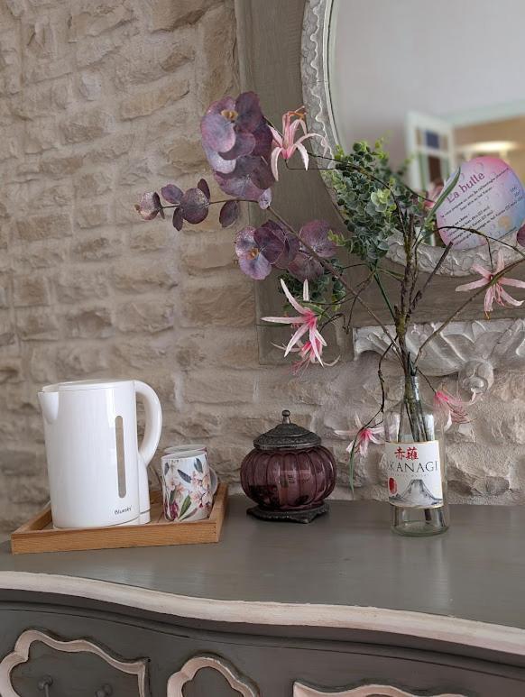 Bed and Breakfast Le Puits Sainte Claire Courçon Exterior foto